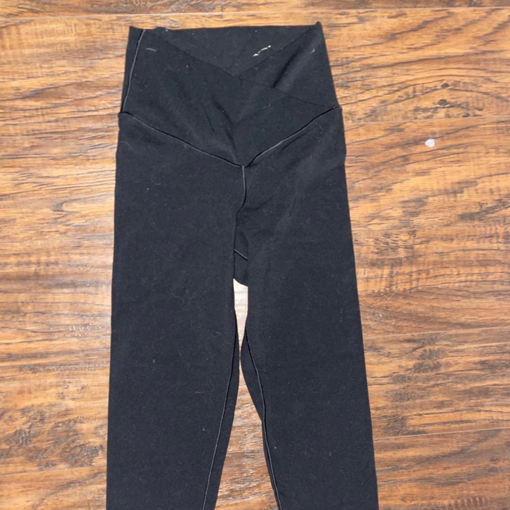 aerie cross over black leggings